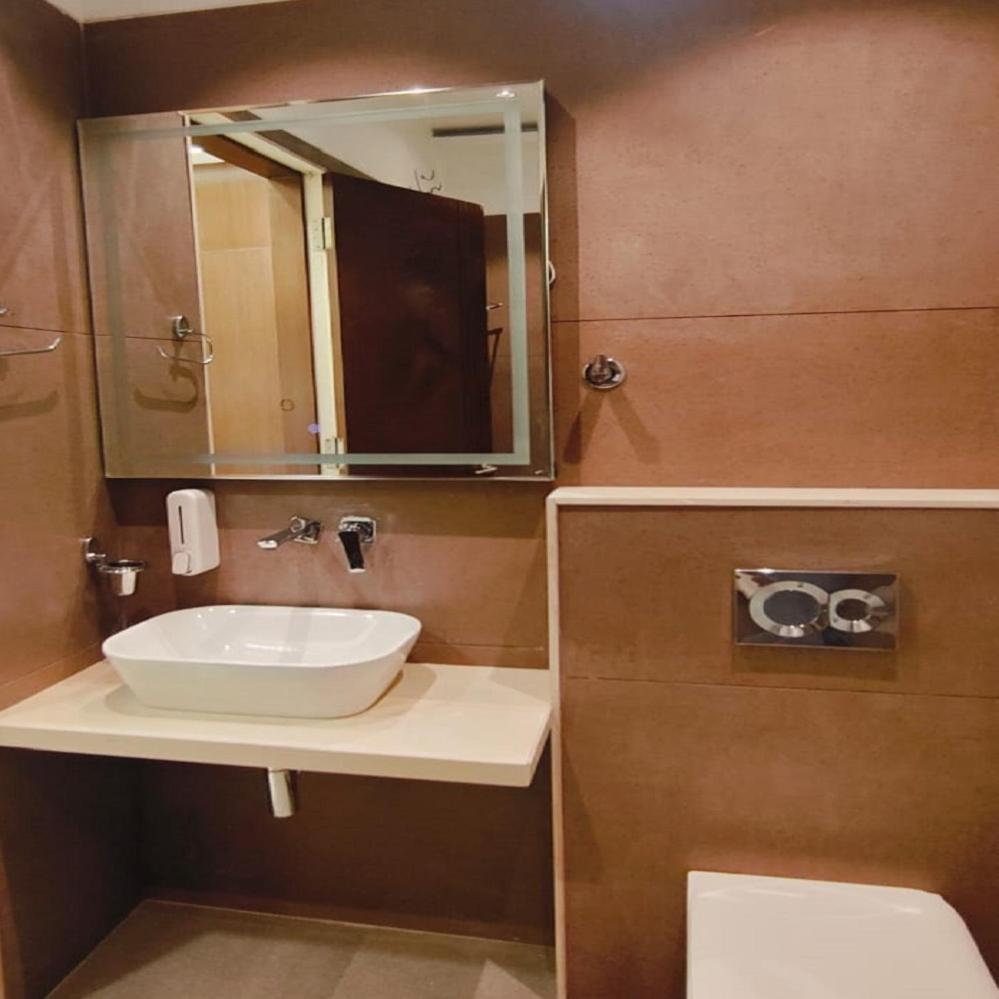 The Meera Hotel Ujjain Esterno foto